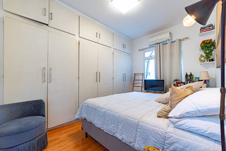 Foto 7 do imóvel: 2 quartos com dependência revertida com excelente custo/benefício no Humaitá
