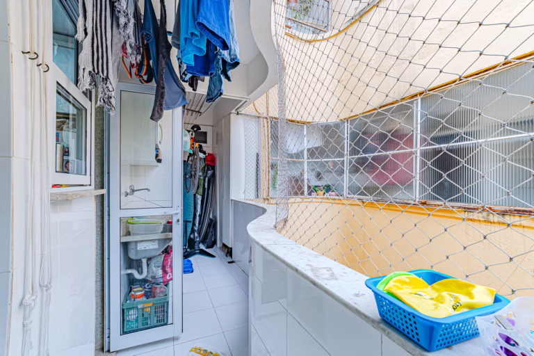 Foto 27 do imóvel: 2 quartos com dependência revertida com excelente custo/benefício no Humaitá