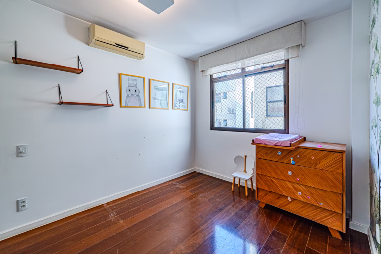 Foto 29 do imóvel: Apartamento de 4 quartos com vista de cartão postal na Fonte da Saudade