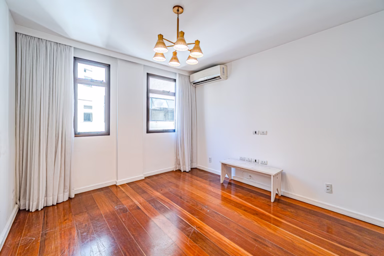 Foto 36 do imóvel: Apartamento de 4 quartos com vista de cartão postal na Fonte da Saudade