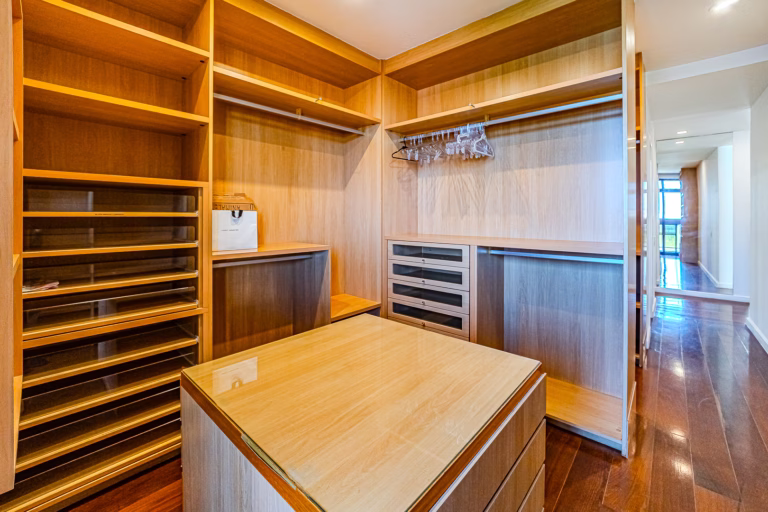 Foto 48 do imóvel: Apartamento de 4 quartos com vista de cartão postal na Fonte da Saudade