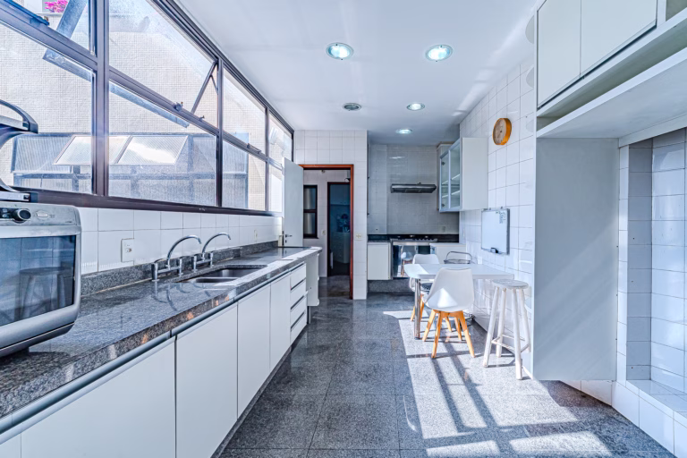 Foto 54 do imóvel: Apartamento de 4 quartos com vista de cartão postal na Fonte da Saudade