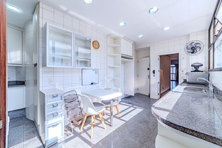 Foto 55 do imóvel: Apartamento de 4 quartos com vista de cartão postal na Fonte da Saudade