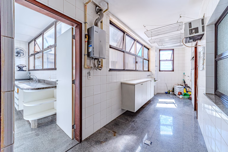 Foto 58 do imóvel: Apartamento de 4 quartos com vista de cartão postal na Fonte da Saudade