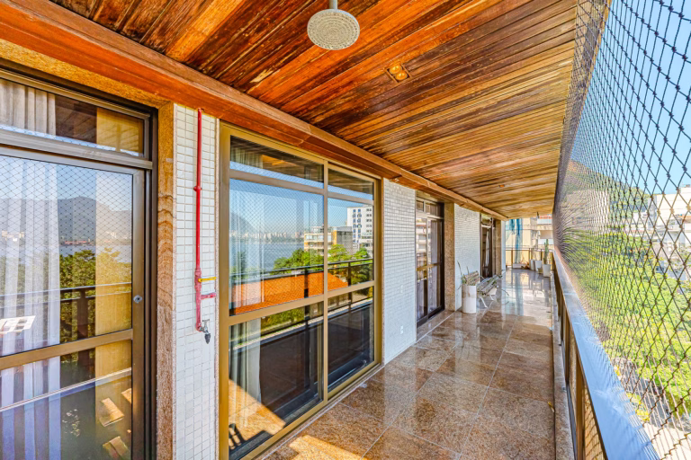 Foto 9 do imóvel: Apartamento de 4 quartos com vista de cartão postal na Fonte da Saudade