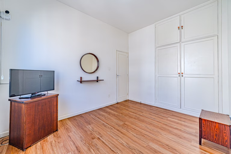 Foto 17 do imóvel: Um achado de 2 quartos com vaga no Catete