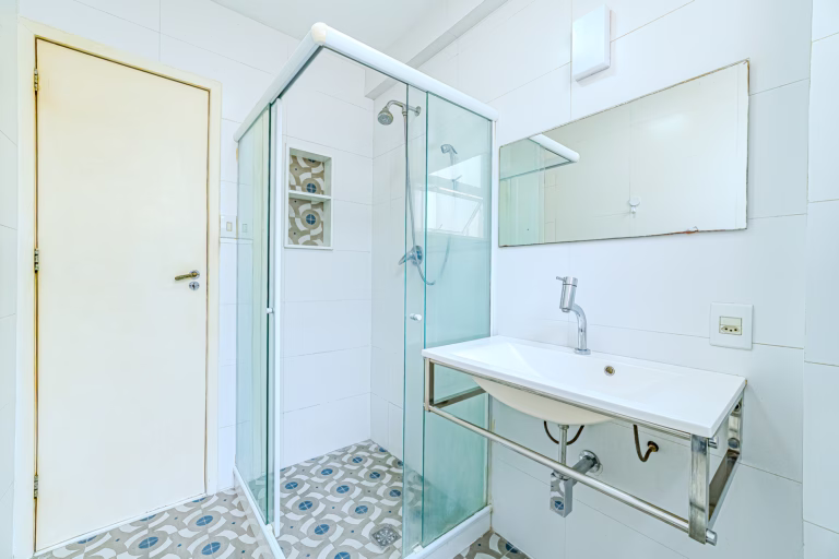 Foto 32 do imóvel: 3 quartos amplo, reformado e com preço justo em Copacabana