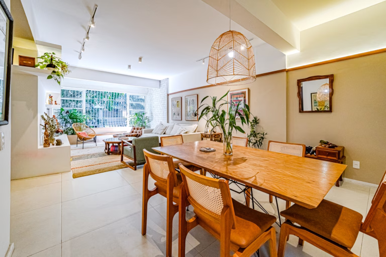 Foto 2 do imóvel: Apartamento de 3 quartos que mais parece uma pintura na parte baixa da Gávea