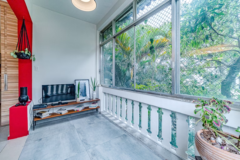 Foto 7 do imóvel: Charmoso apê de 3 quartos em simpático prédio sem elevador no Jardim Botânico