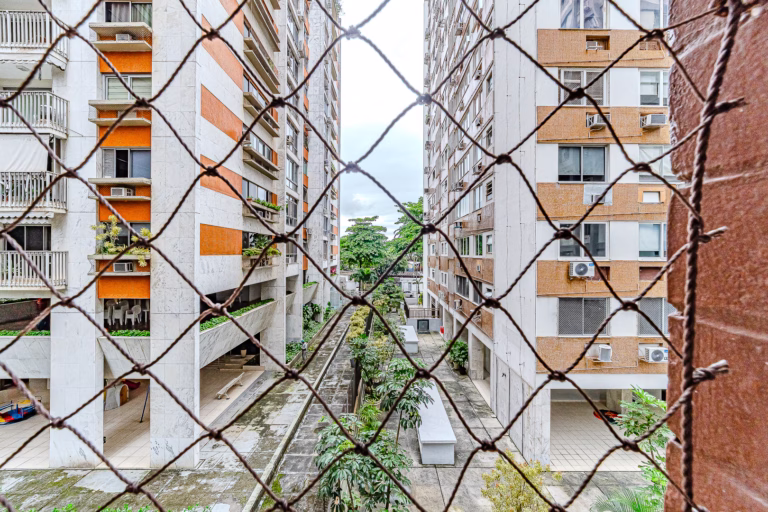 Foto 20 do imóvel: Um apartamento impecável, na melhor rua da Selva de Pedra no Leblon