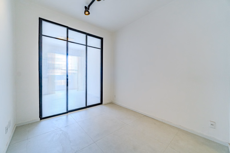 Foto 4 do imóvel: Studio super claro, com quarto e sala separados em prédio que permite locação por Airbnb